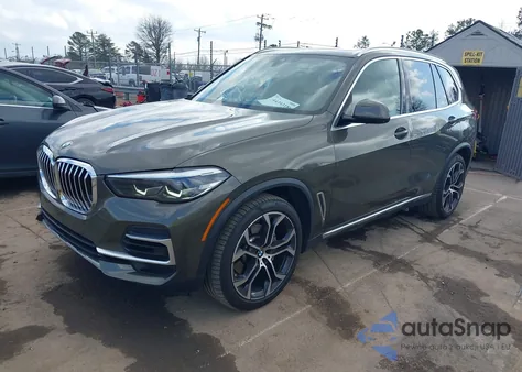 2022 BMW X5 xDrive40I z USA, uszkodzony, nr VIN 5UXCR6C05N9K22035